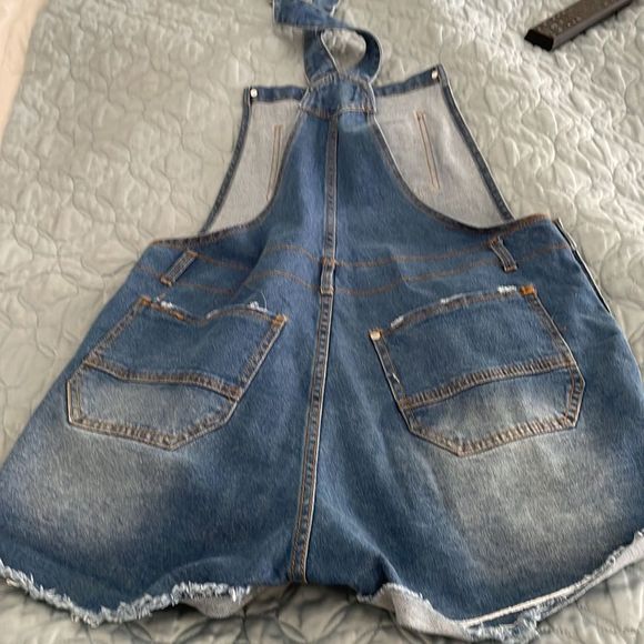 Denim, short, overalls, size large - Picture 3 of 4